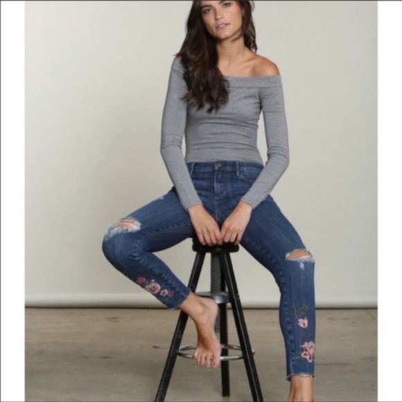 Driftwood Jackie Floral Distressed Skinny Jeans Embroidered Size 26 - Picture 1 of 6